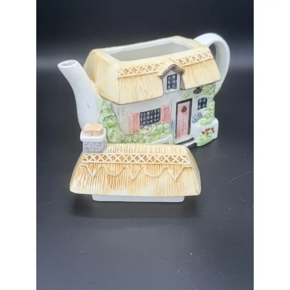 Vintage OCI Nantucket Cottage House Ceramic Teapot Thatched Roof Lid